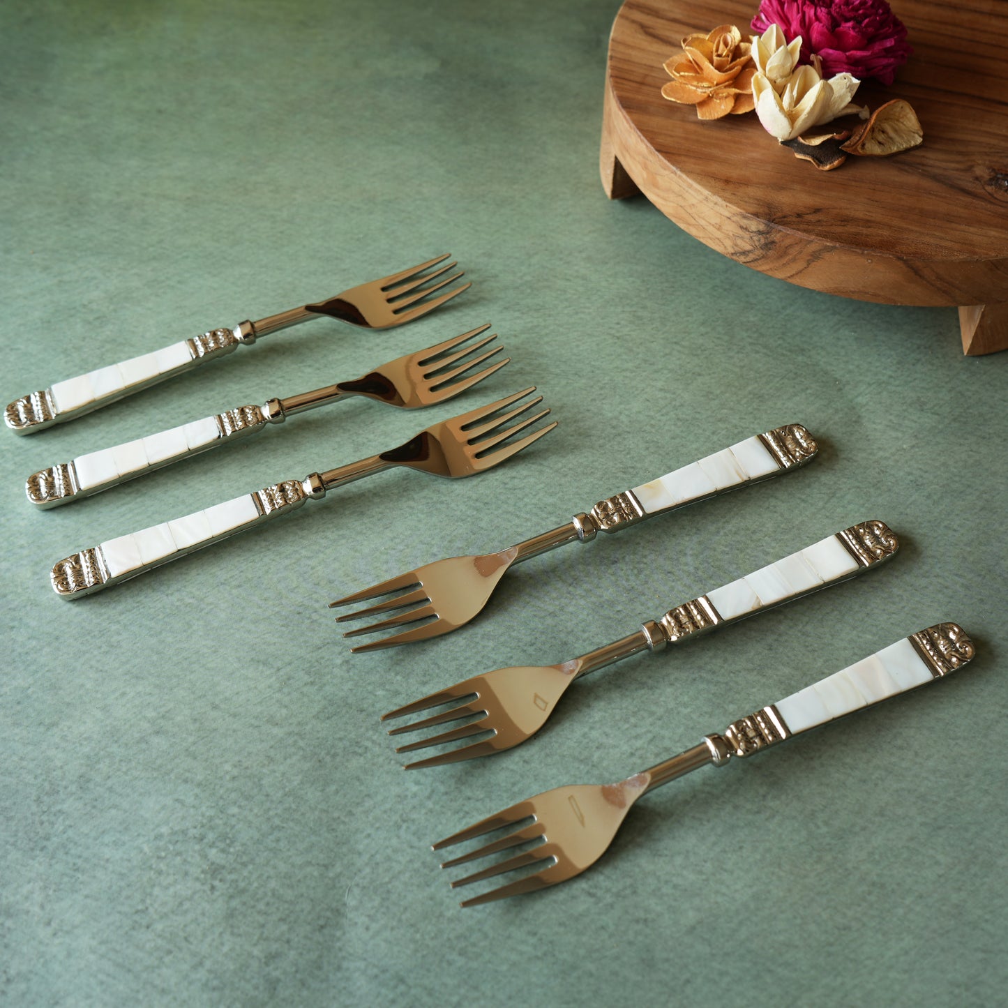 Mother-of- Pearl Stainless Steel Dinner Fork Set