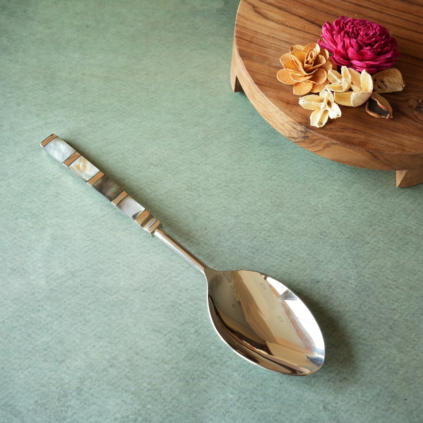 Black Mother-of- Pearl Stainless Steel Pan Serving Spoon