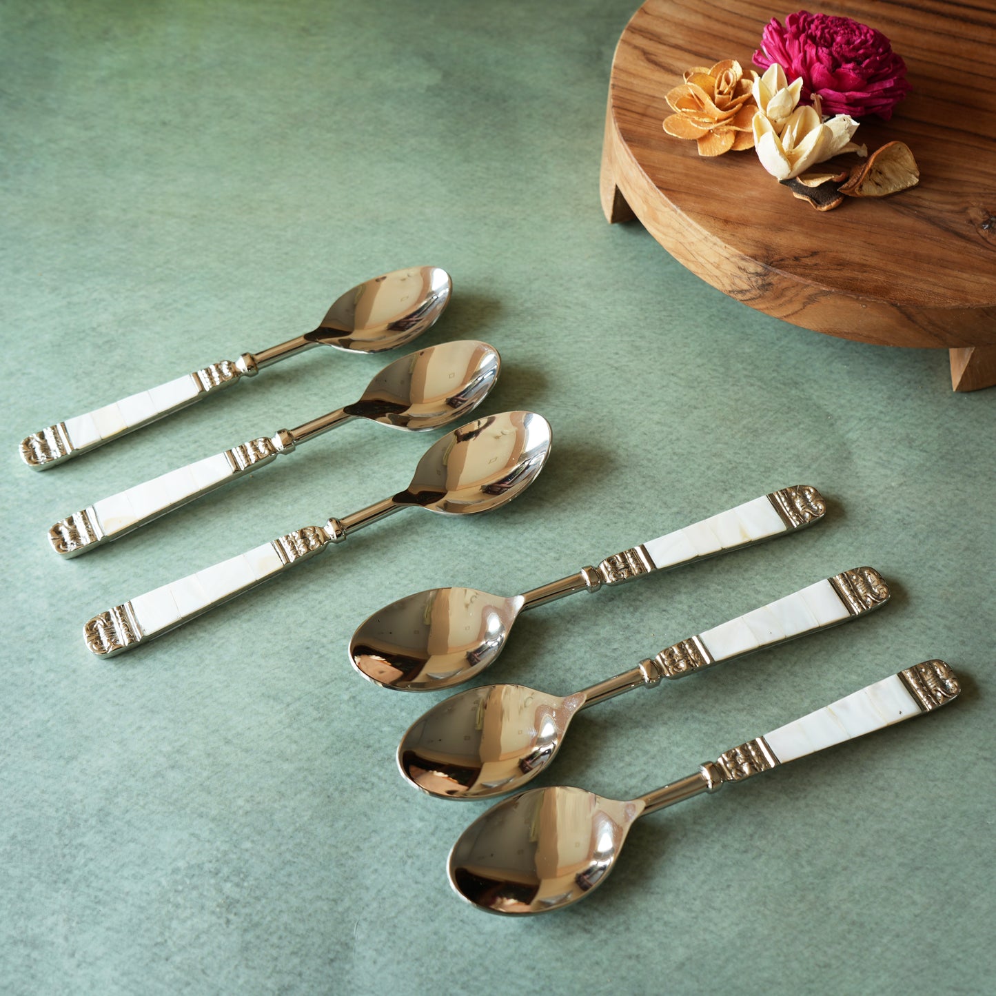 Mother-of- Pearl Stainless Steel Dinner Spoon Set