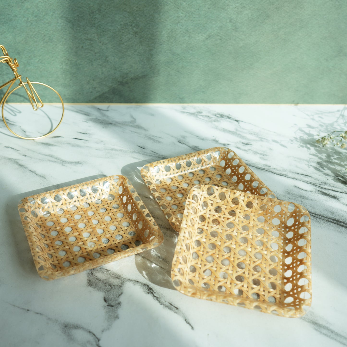 Rattan Ribbed Acrylic Single-Serve Tray- Pack of 3