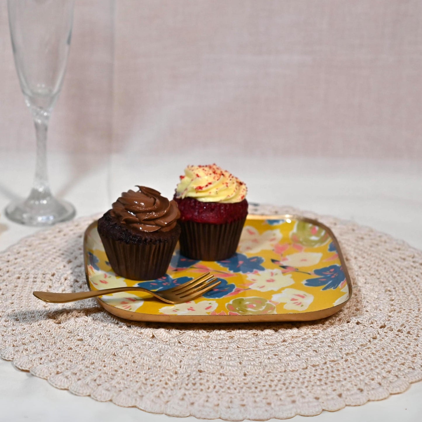 Small Square Floral Starter Plate - Daffodil