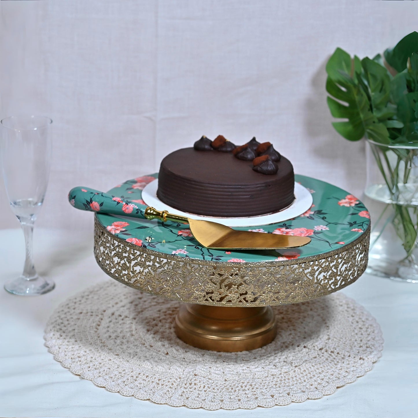 Floral Cake Stand - Begonia
