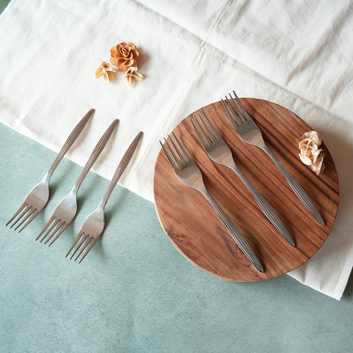 Textured Stainless Steel Dessert Fork Set