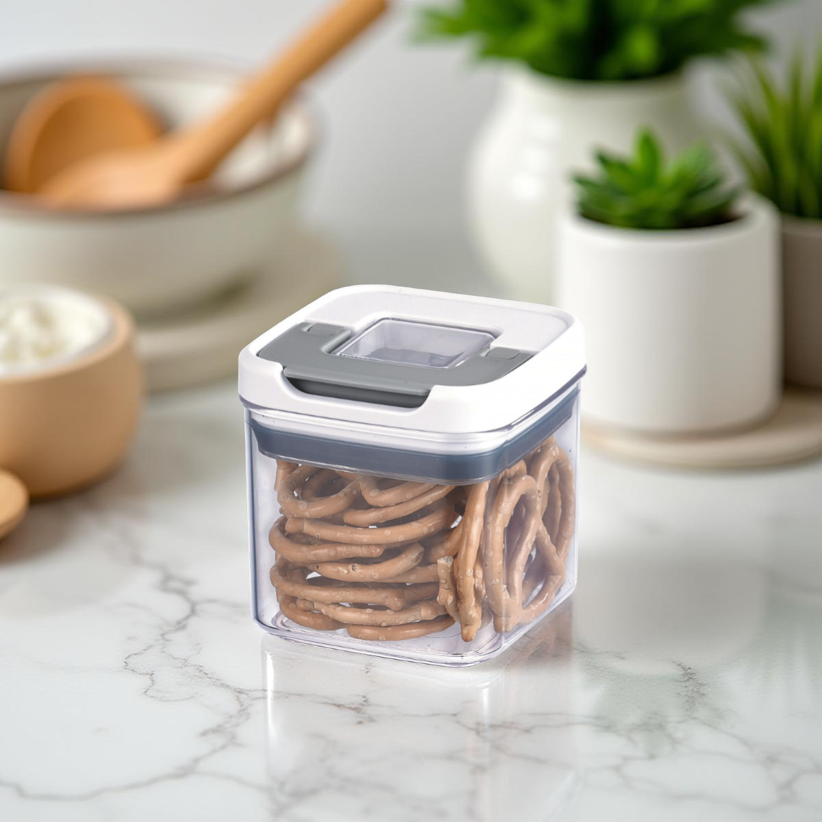 Dry Food Storage Container- 460ML FLIPnLOCK