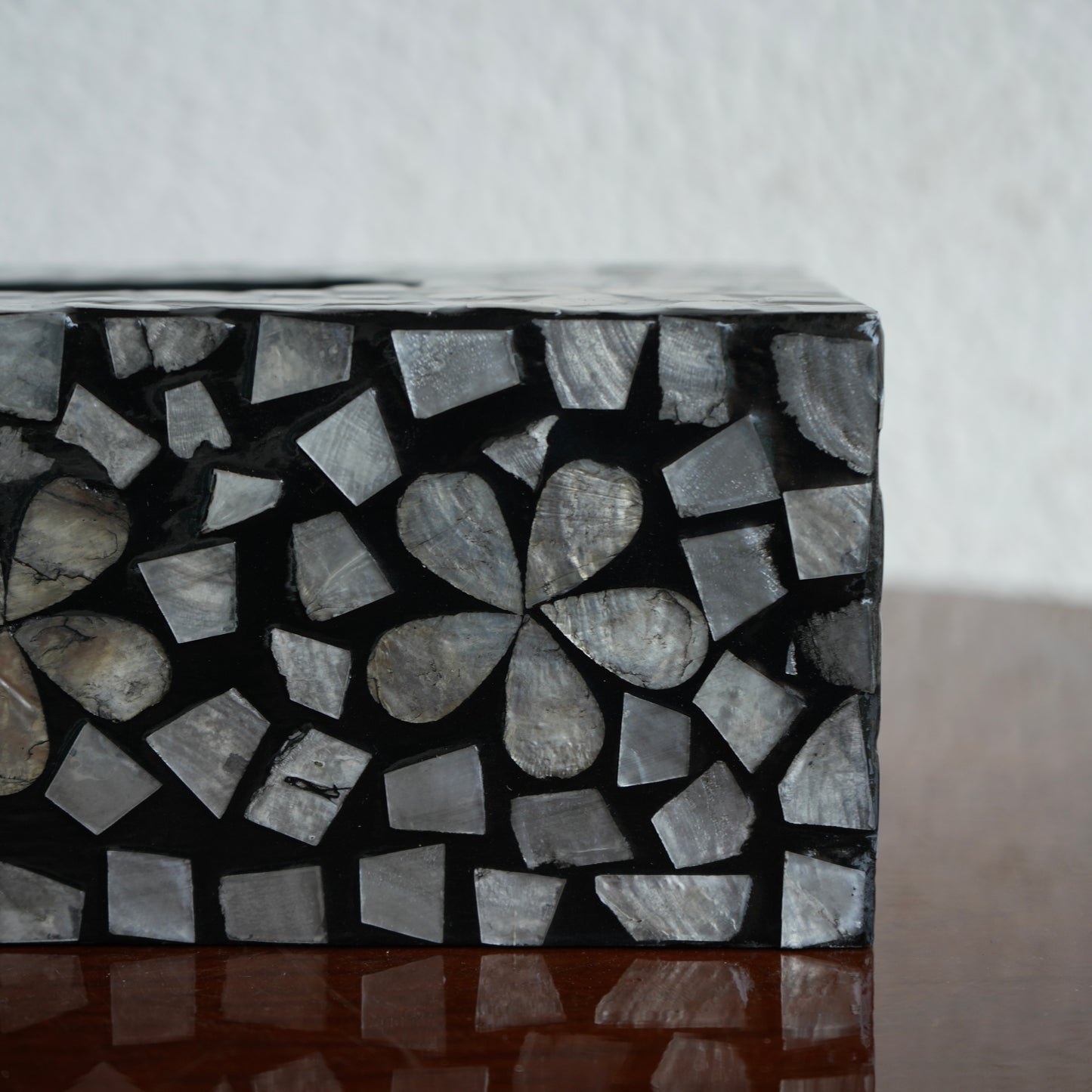 Mother-of-Pearl Rectangular Tissue Box - Noir