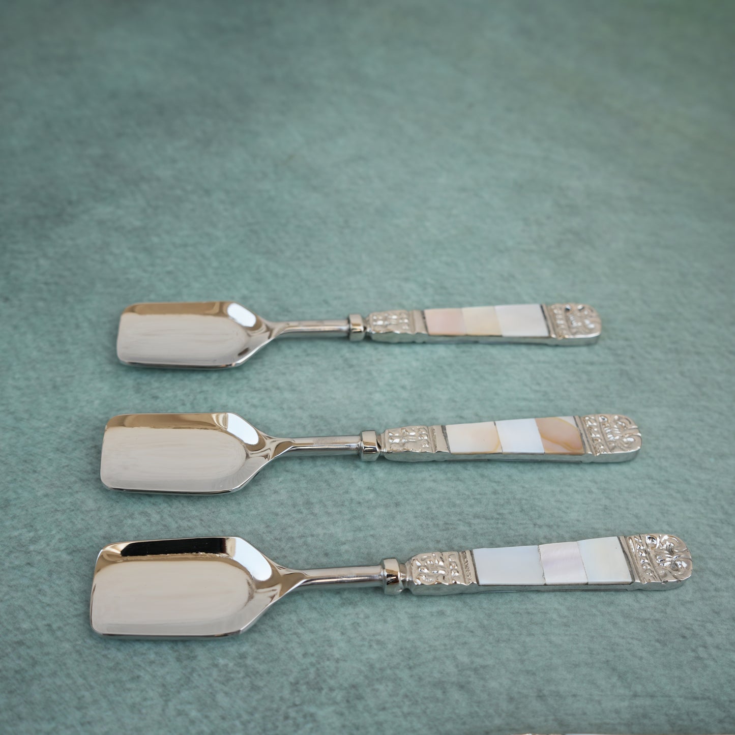 Mother-of-Pearl Stainless Steel Ice-Cream Spoon Set