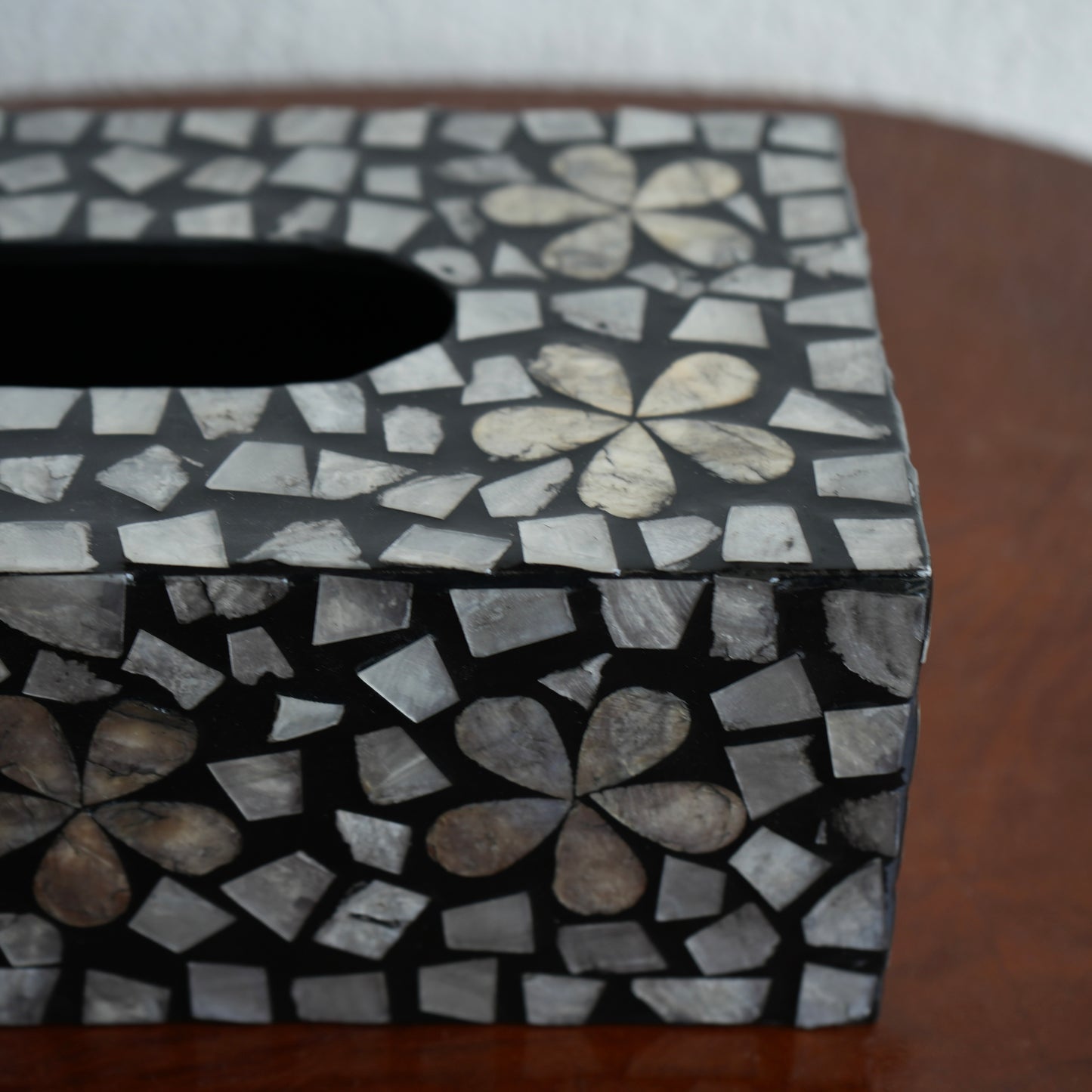 Mother-of-Pearl Rectangular Tissue Box - Noir