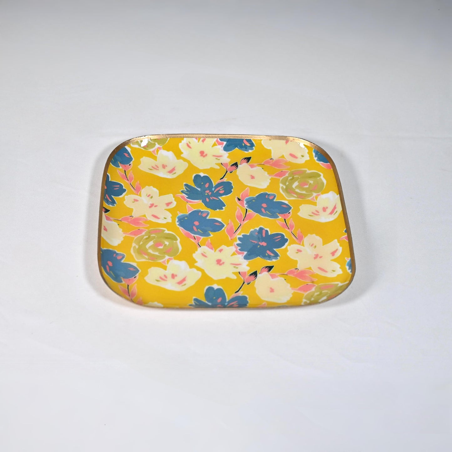 Regular Square Floral Starter Plate - Daffodil