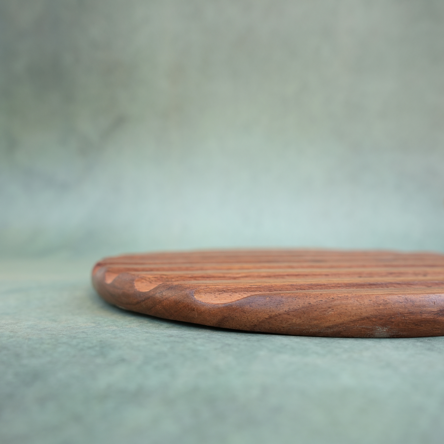 Ribbed ⁠Round Wooden Trivet- Set of 2