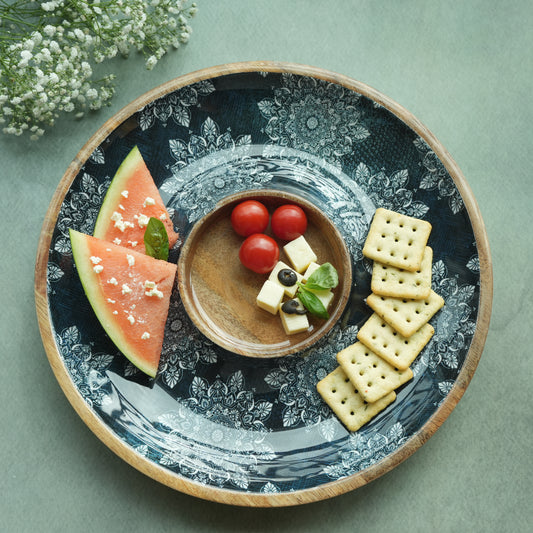 Iris Chip & Dip Round Wooden Platter