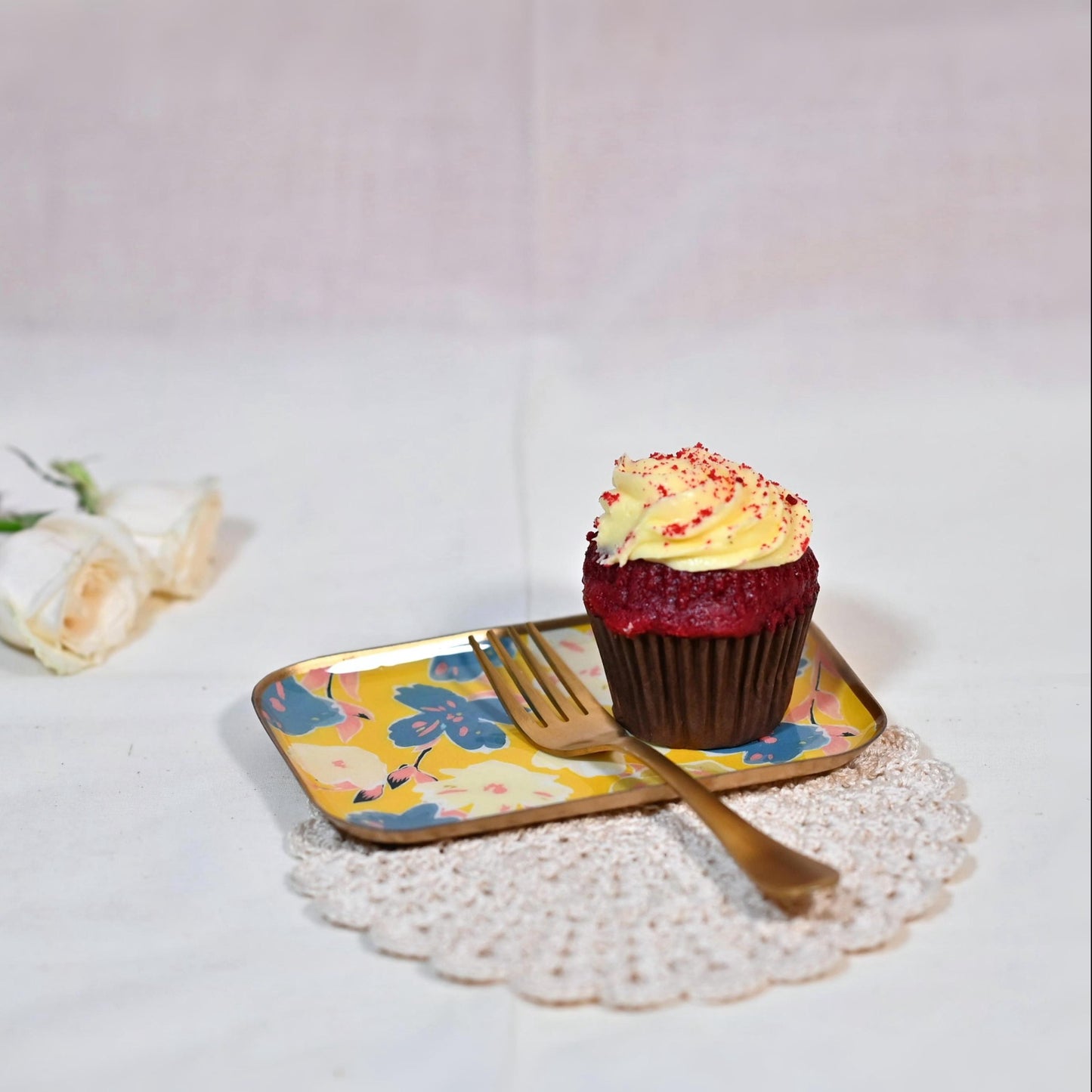 Small Floral Starter Plate - Daffodil