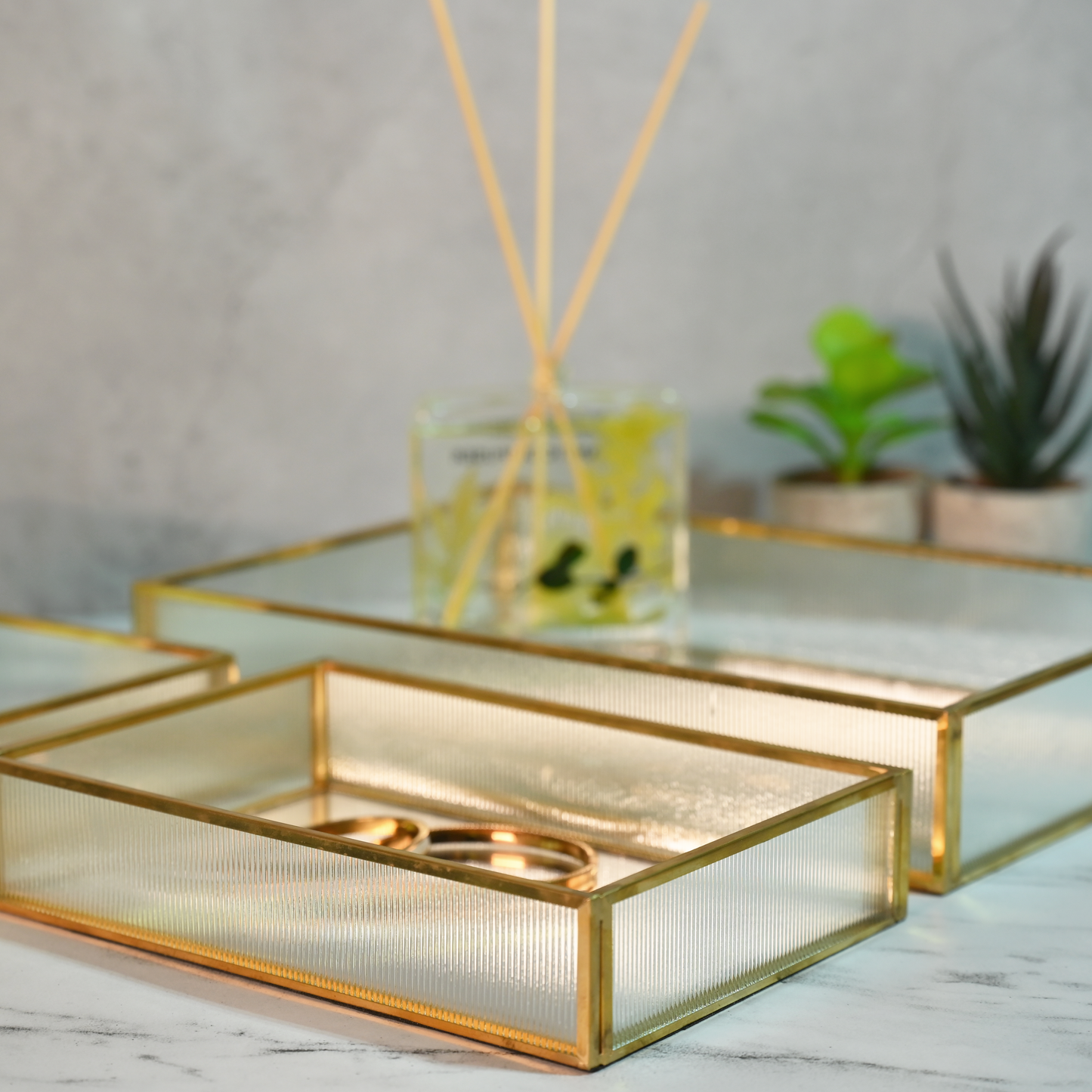 Ribbed Serving Tray with Gold Rim- Set of 3