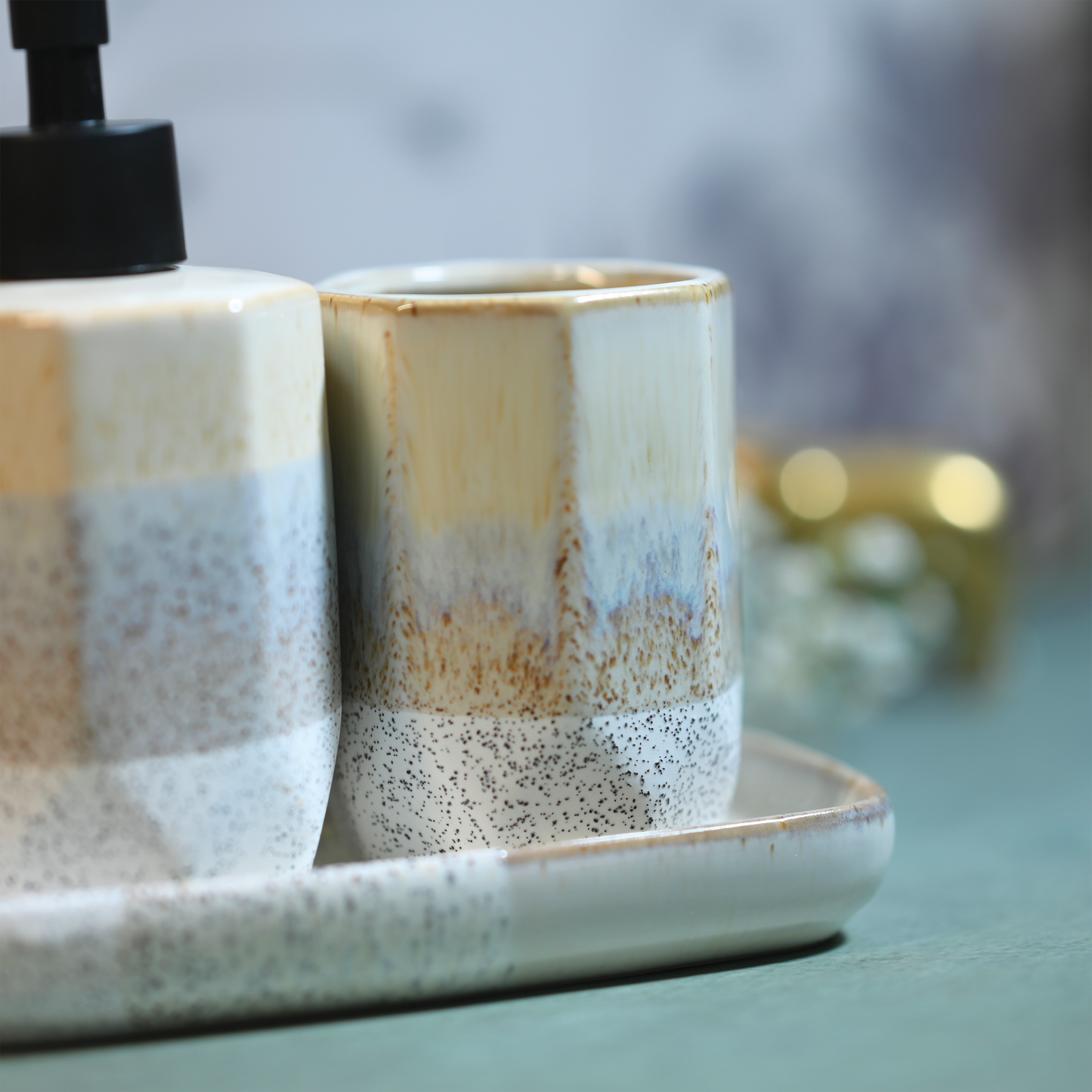 Light Sea & Sand Ceramic 3-Piece Bathroom Set