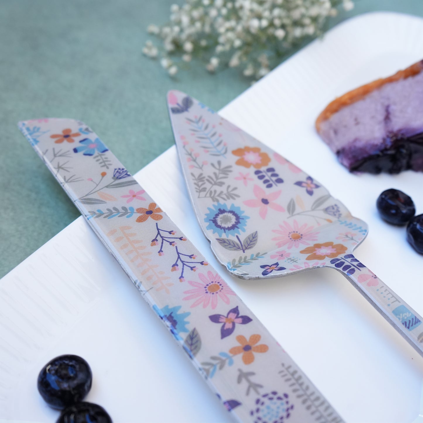 Floral Cake Lifter & Knife Set