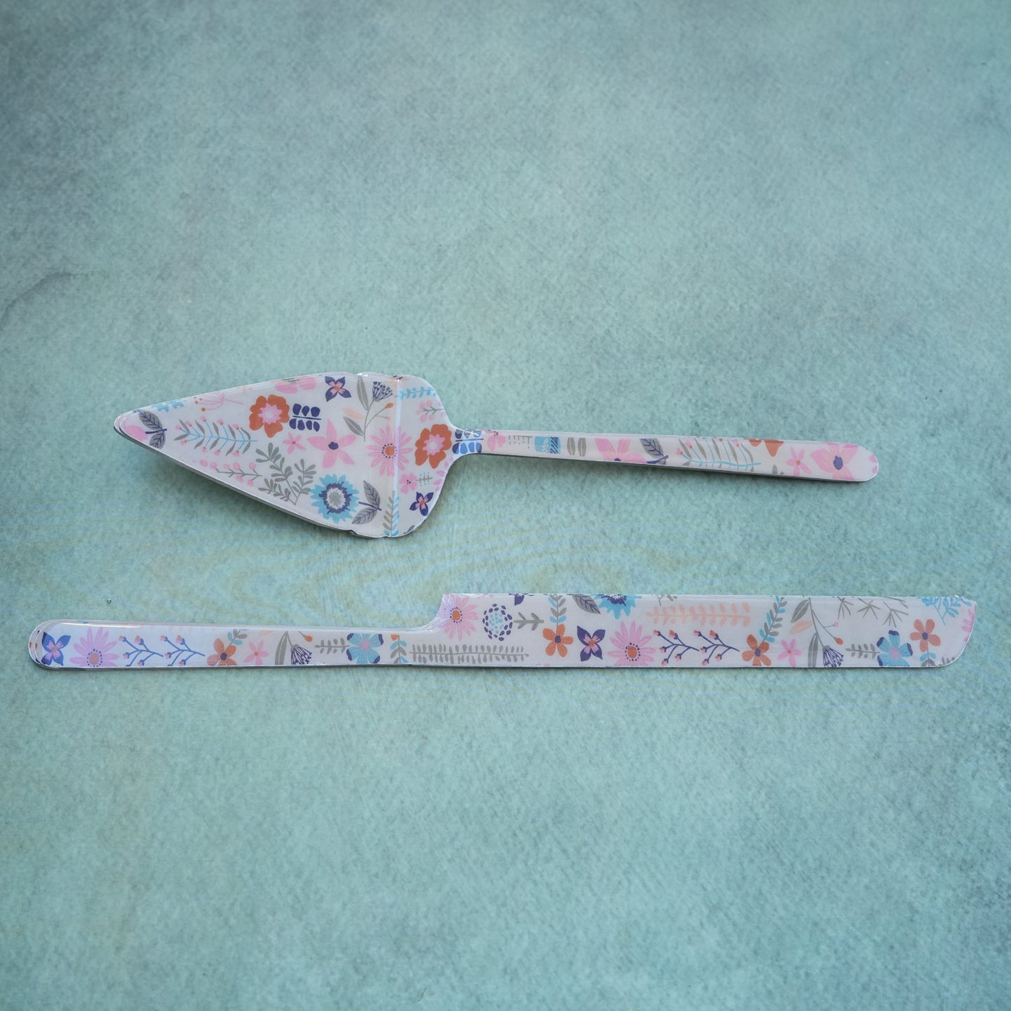 Floral Cake Lifter & Knife Set