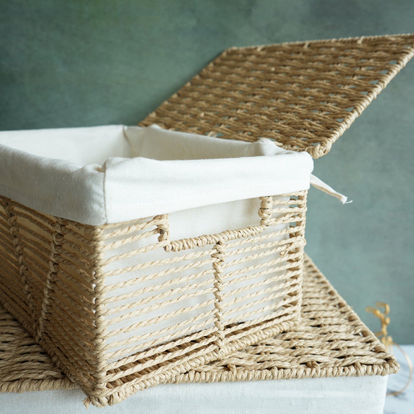 Woven Jute Storage Basket with Lid and Liner- Large