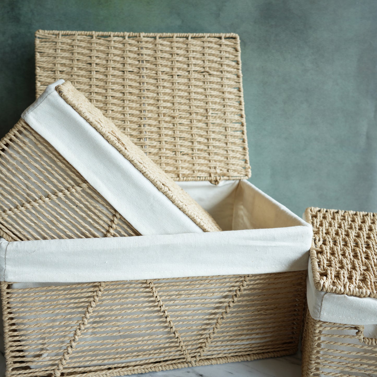 Woven Jute Storage Basket with Lid and Liner- Regular