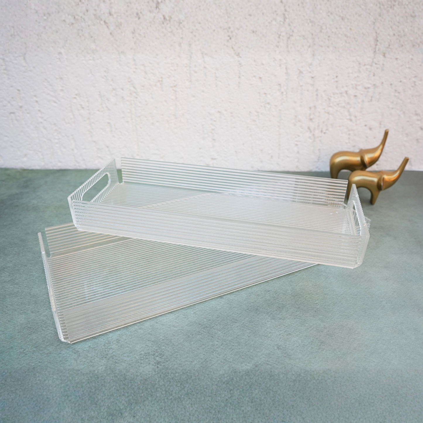 Ribbed Acrylic Oblong Set of 2 Serving Tray