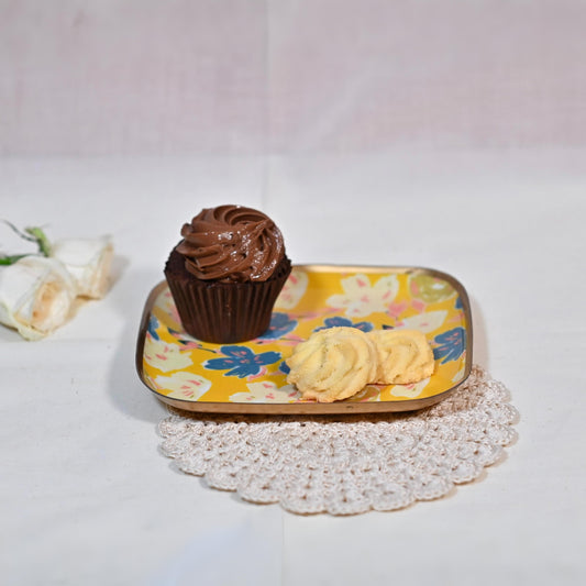 Regular Square Floral Starter Plate - Daffodil